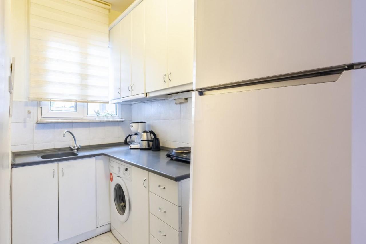 Lovely Flat 6 Min To Taksim Square In Cihangir Istambul
